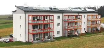 376 Foto Fassade.jpg